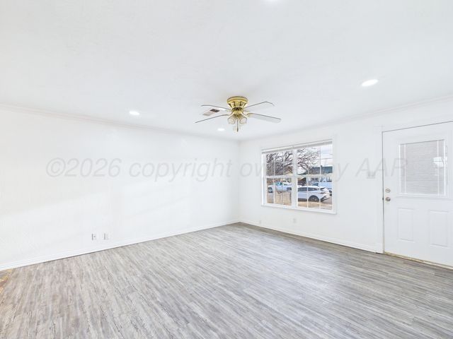 2720 S HIGHLAND Street, Amarillo, TX 79103