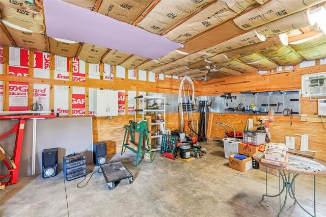 2209 TROPICAIRE BOULEVARD, North Port, FL 34286