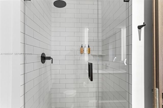 398 NE 5th St 3102, Miami, FL 33132