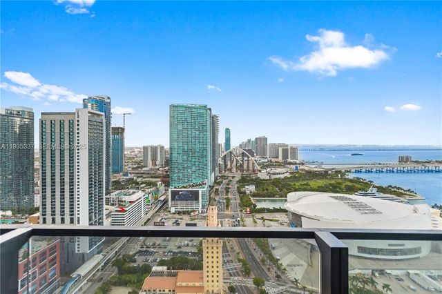 398 NE 5th St 3102, Miami, FL 33132