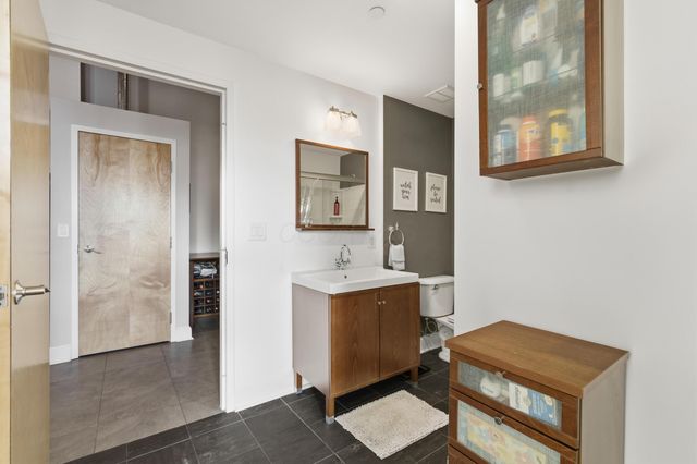 150 E Main Street, 409, Columbus, OH 43215