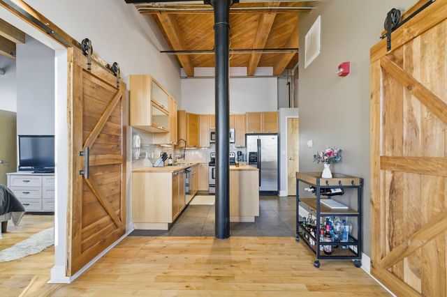 150 E Main Street, 409, Columbus, OH 43215