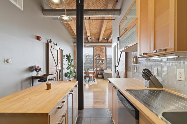 150 E Main Street, 409, Columbus, OH 43215