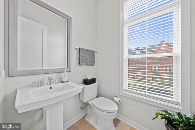 43424 GRANDMOORE ST, Ashburn, VA 20148
