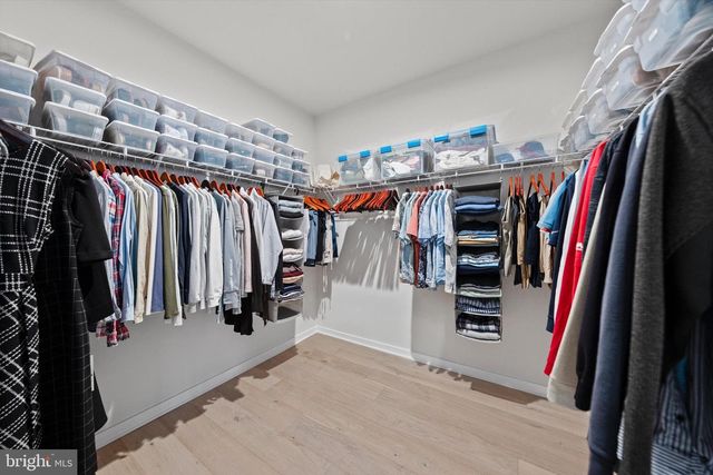 43424 GRANDMOORE ST, Ashburn, VA 20148