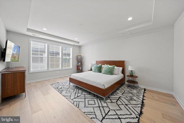 43424 GRANDMOORE ST, Ashburn, VA 20148