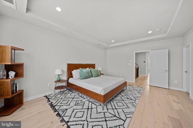 43424 GRANDMOORE ST, Ashburn, VA 20148