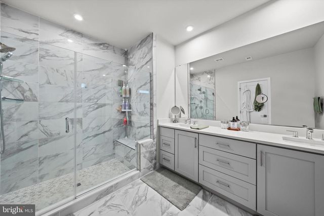 43424 GRANDMOORE ST, Ashburn, VA 20148