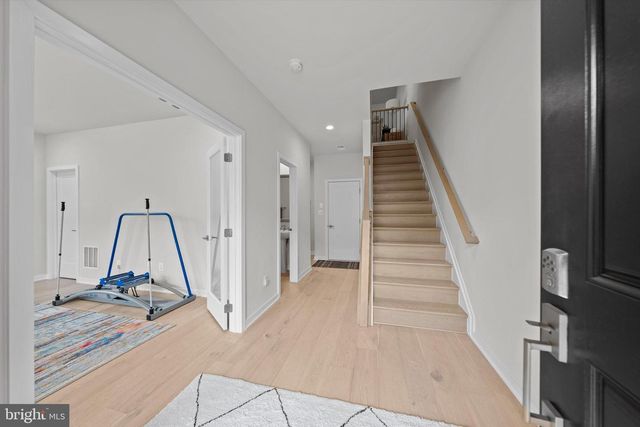 43424 GRANDMOORE ST, Ashburn, VA 20148
