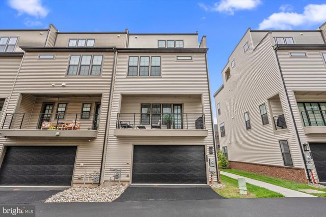 43424 GRANDMOORE ST, Ashburn, VA 20148