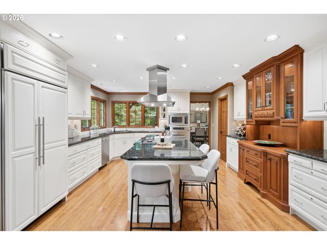 4830 Sw DOSCH PARK Ln, Portland, OR 97239