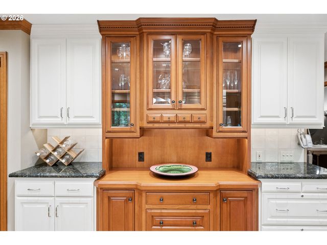 4830 Sw DOSCH PARK Ln, Portland, OR 97239