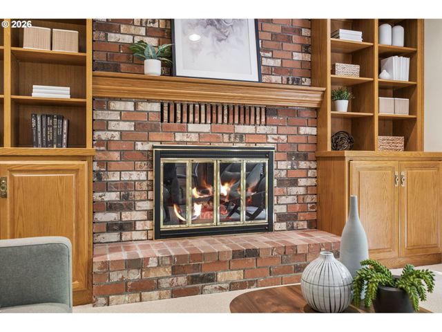 4830 Sw DOSCH PARK Ln, Portland, OR 97239