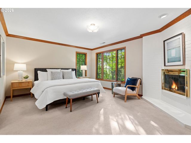 4830 Sw DOSCH PARK Ln, Portland, OR 97239