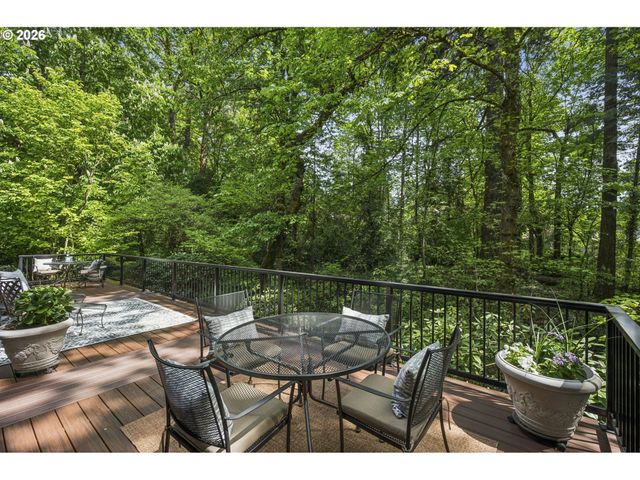 4830 Sw DOSCH PARK Ln, Portland, OR 97239