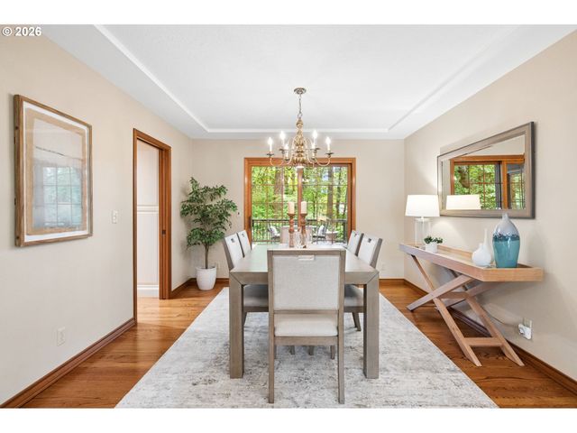 4830 Sw DOSCH PARK Ln, Portland, OR 97239