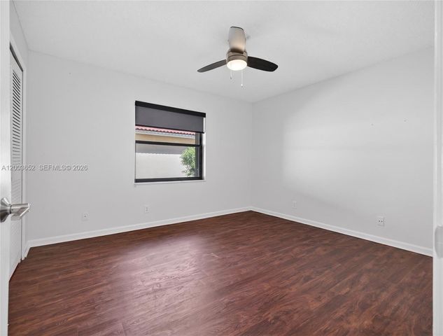 1025 Creekford Dr, Weston, FL 33326
