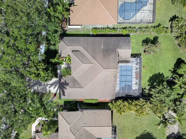 1025 Creekford Dr, Weston, FL 33326