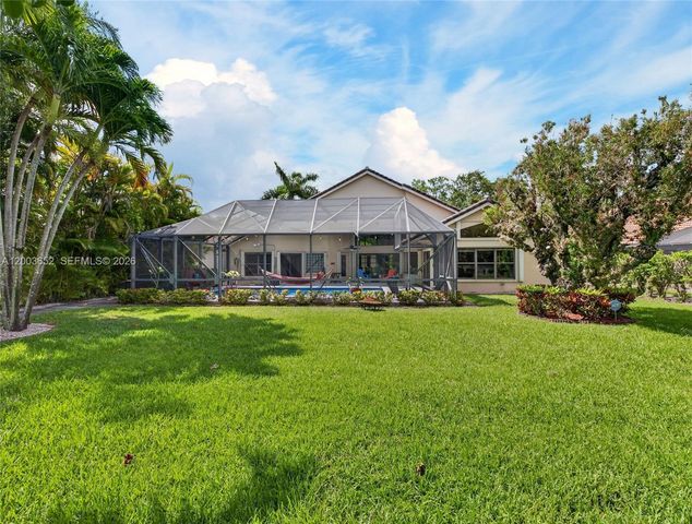 1025 Creekford Dr, Weston, FL 33326