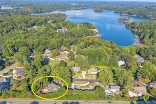 2859 Village Court, Gainesville, GA 30506