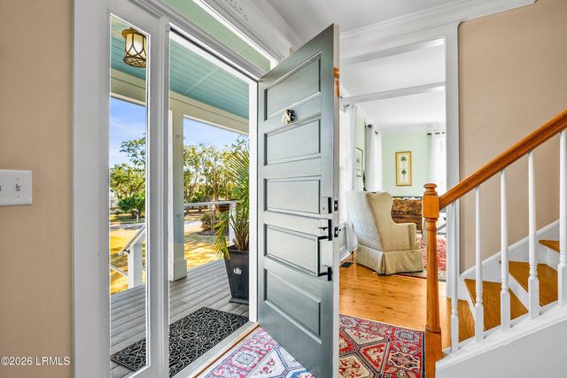 70 Lost Island Road, Beaufort, SC 29907