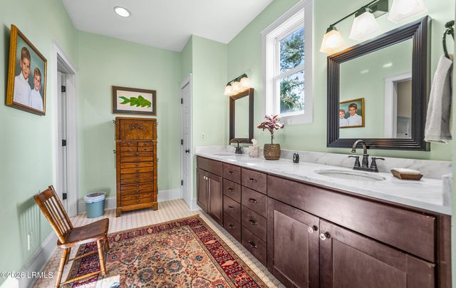 70 Lost Island Road, Beaufort, SC 29907