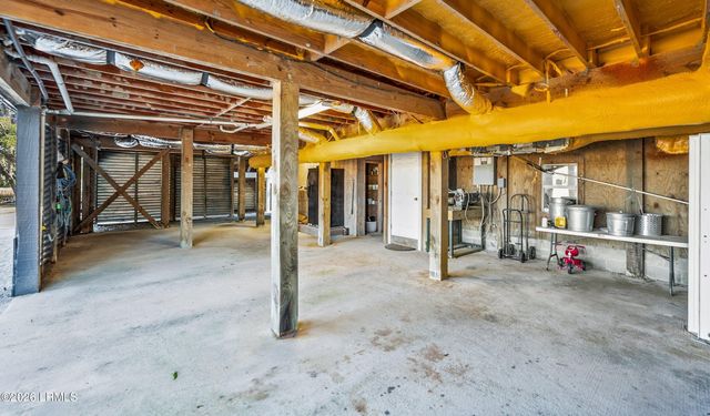 70 Lost Island Road, Beaufort, SC 29907