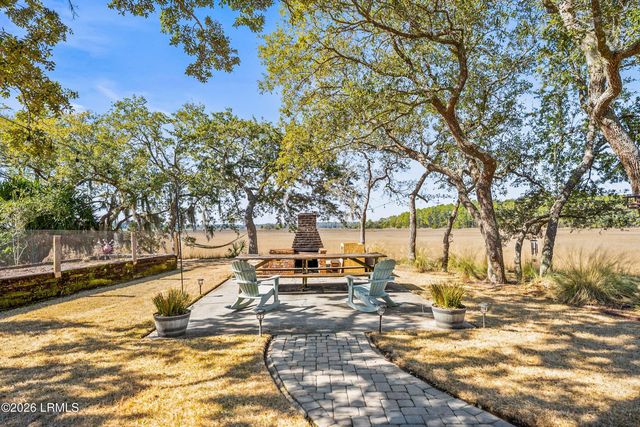 70 Lost Island Road, Beaufort, SC 29907