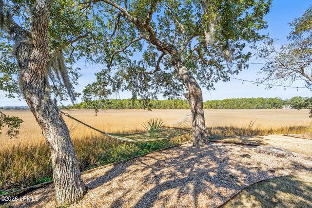 70 Lost Island Road, Beaufort, SC 29907