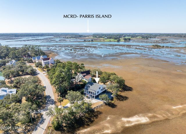 70 Lost Island Road, Beaufort, SC 29907