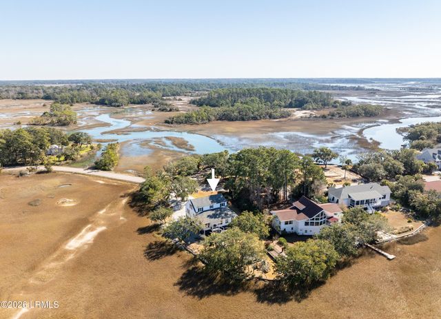 70 Lost Island Road, Beaufort, SC 29907