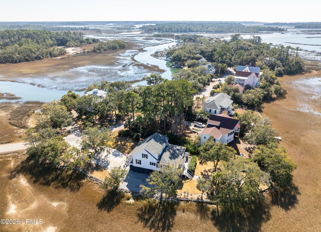 70 Lost Island Road, Beaufort, SC 29907