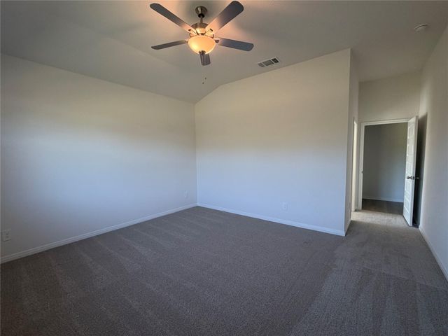 130 Divisadero DR, Hutto, TX 78634