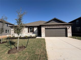 130 Divisadero DR, Hutto, TX 78634