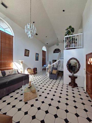 1341 E 8th Ave, Hialeah, FL 33010