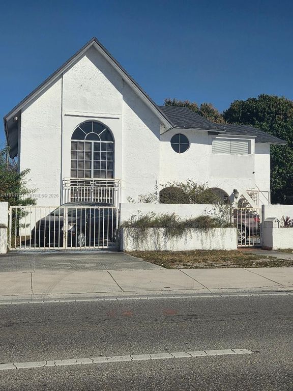 1341 E 8th Ave, Hialeah, FL 33010