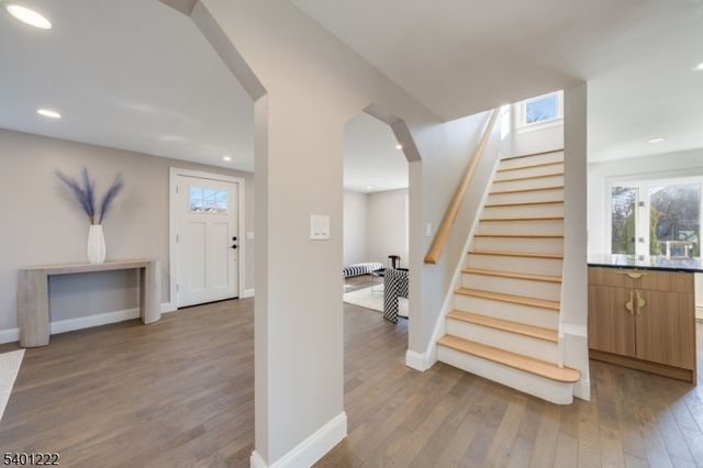 21 Lombardy Pl, Maplewood Twp., NJ 07040