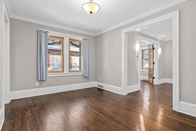 1210 Van Buren Avenue, Saint Paul, MN 55104