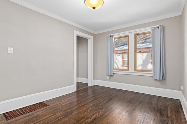 1210 Van Buren Avenue, Saint Paul, MN 55104