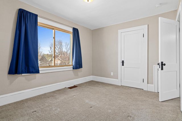 1210 Van Buren Avenue, Saint Paul, MN 55104