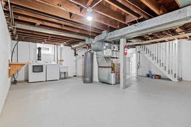 1210 Van Buren Avenue, Saint Paul, MN 55104