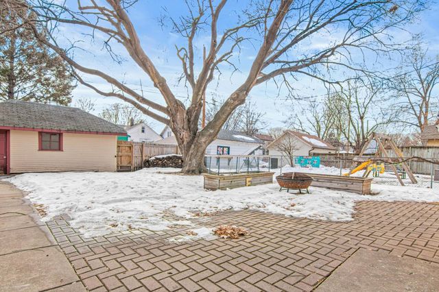 1210 Van Buren Avenue, Saint Paul, MN 55104