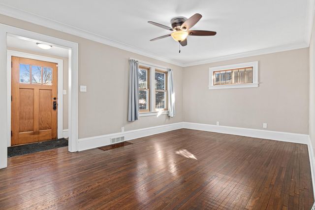 1210 Van Buren Avenue, Saint Paul, MN 55104