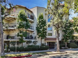 4249 Longridge Avenue 102, Studio City, CA 91604