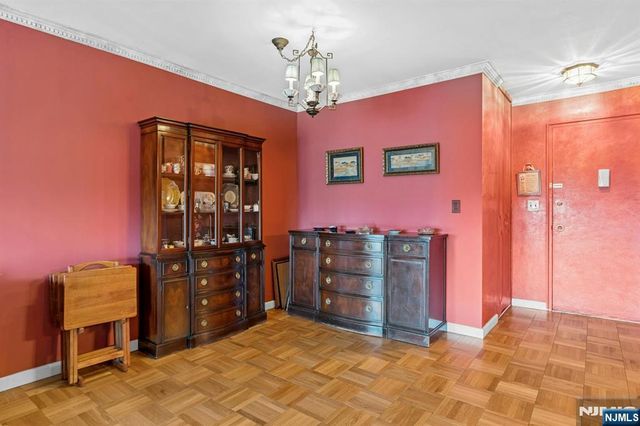 2100 Linwood Avenue 6C, Fort Lee, NJ 07024