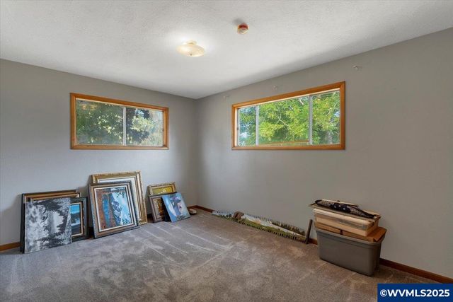 5944 B St SE, Turner, OR 97392