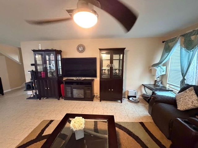 931 Salado Slough Lane, Rosenberg, TX 77471