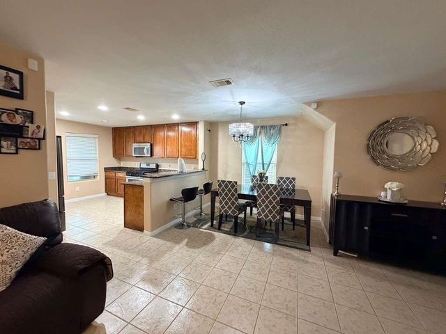 931 Salado Slough Lane, Rosenberg, TX 77471