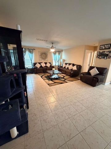 931 Salado Slough Lane, Rosenberg, TX 77471