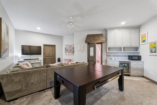 15708 Laguna Drive, Edmond, OK 73013